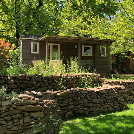 Camping La Chataigneraie Gravieres Exterior photo